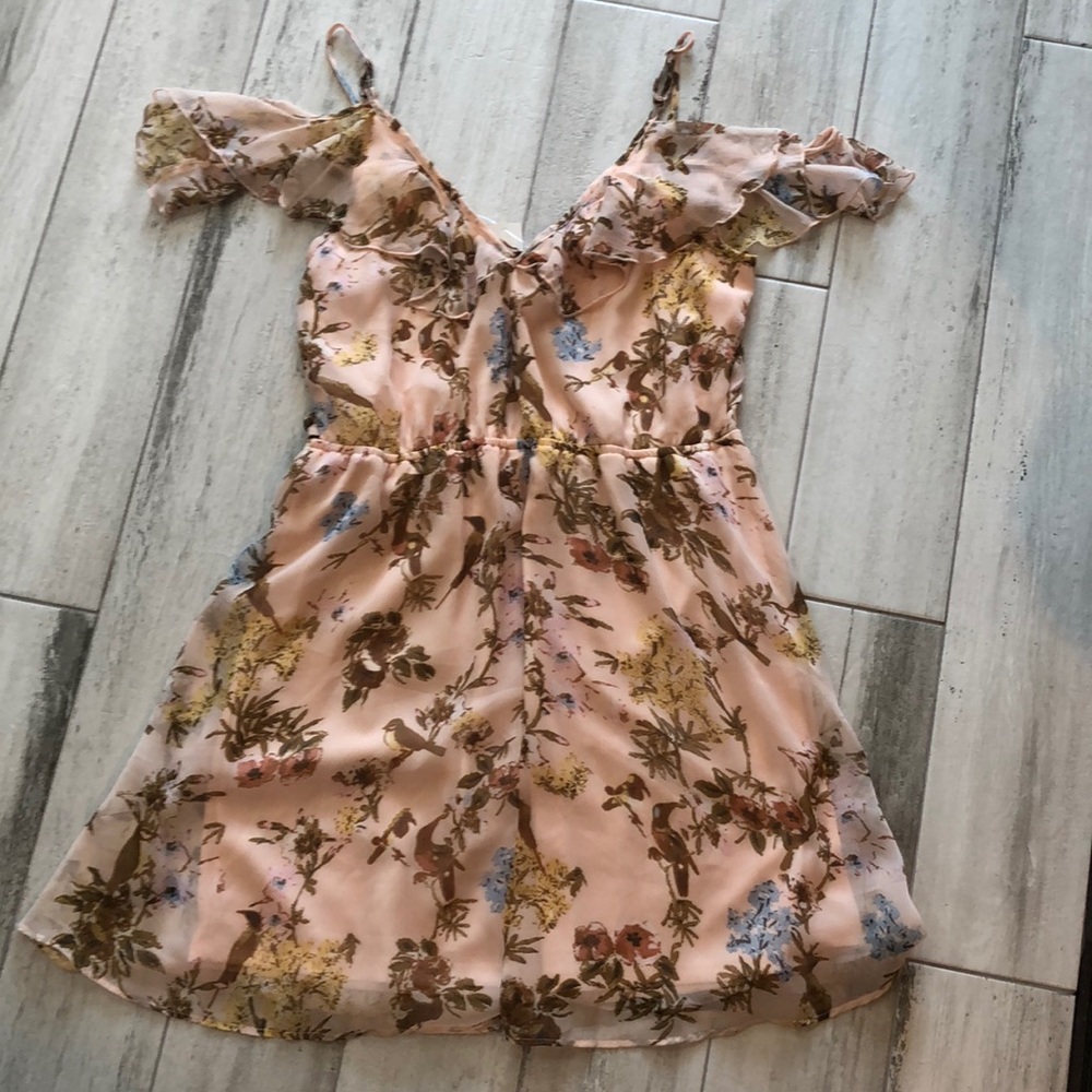 Cold Shoulder Dress - Picture 5 of 5